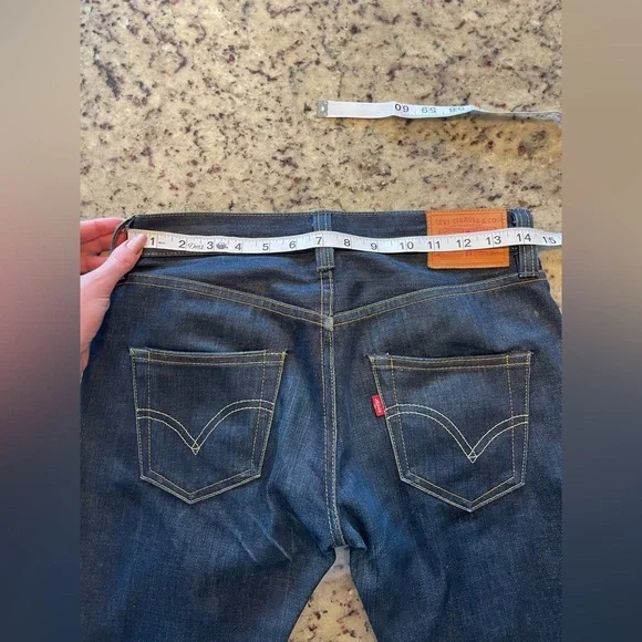 Levi's button fly Deep Indigo Straight leg Jeans - Picture 7 of 10